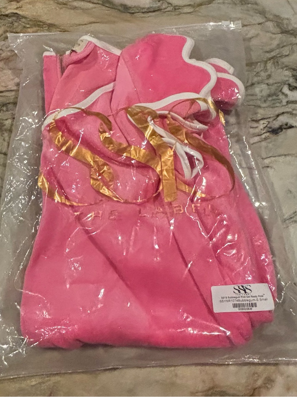 Brand New Get Ready Robe - Picture 11 of 12